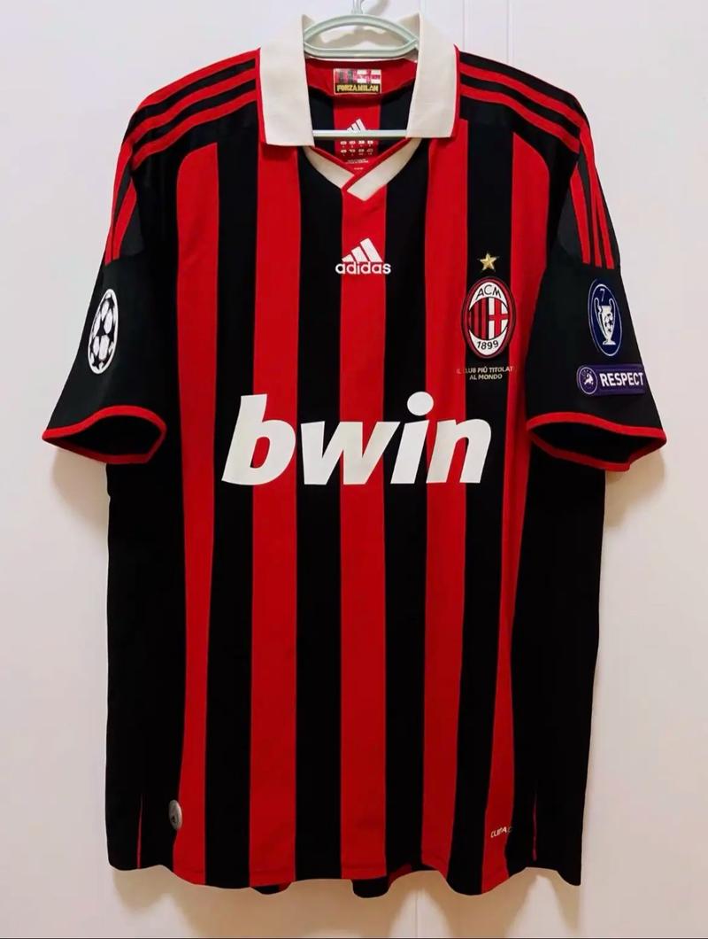 足坛50大身价最高的青年才俊！（全球足坛50位最具身价的年轻新星）