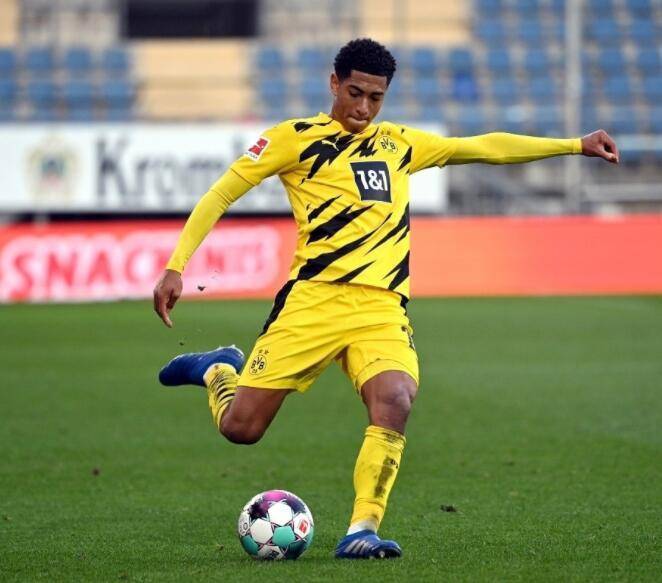 非洲杯战报：卢克曼世界波制胜，尼日利亚2-1坦桑尼亚（非洲杯：卢克曼世界波建功，尼日利亚2-1力克坦桑尼亚）