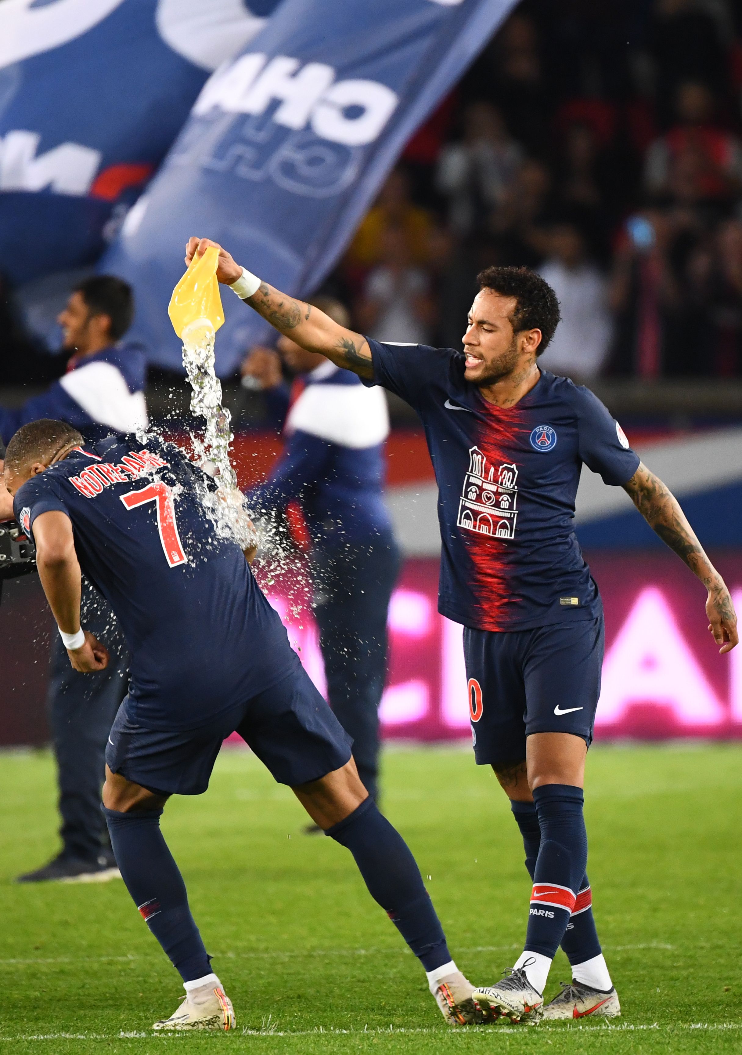 内德维德盛赞伊尔迪兹：他拥有非凡的能力，未来只会更强（内德维德：伊尔迪兹天赋惊人，未来只会更强）