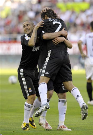 阿斯：欧洲南美杯预计在卡塔尔举行，主办方还考虑安排友谊赛（阿斯报：欧洲南美杯拟在卡塔尔举办，主办方或增设友谊赛）