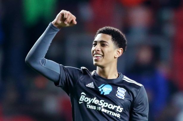 梅西正面交锋穆勒夺冠！梅西vs穆勒交手记录升至4胜7负