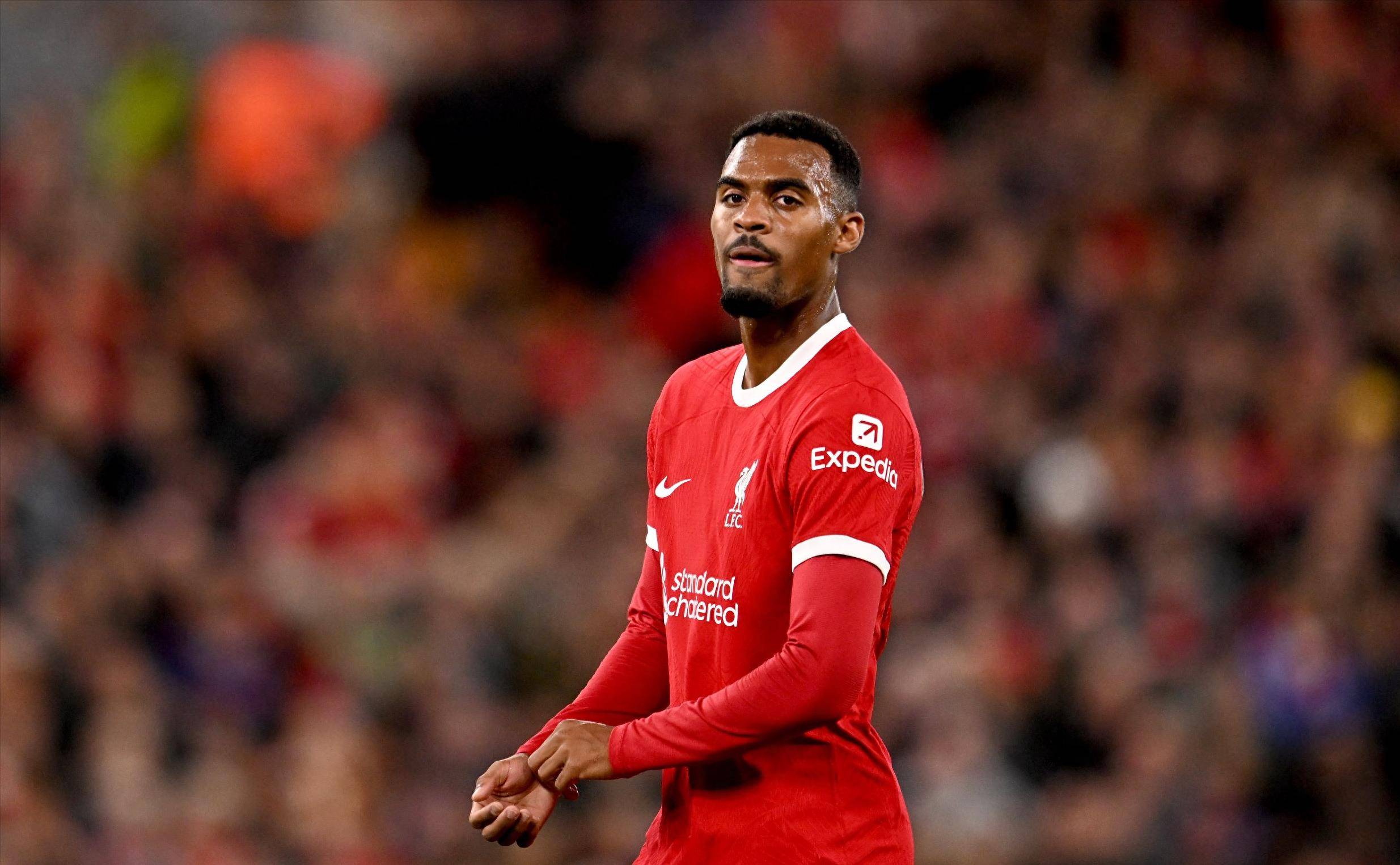 意甲知名评论员：没有莫德里奇和大中锋的米兰，还能算米兰吗？（意甲名嘴质疑：缺了莫德里奇和大中锋的米兰，还算米兰吗？）