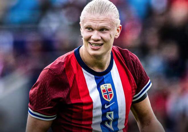 罗马诺：滕哈格正与阿贾克斯谈回归执教，但尚未做出决定