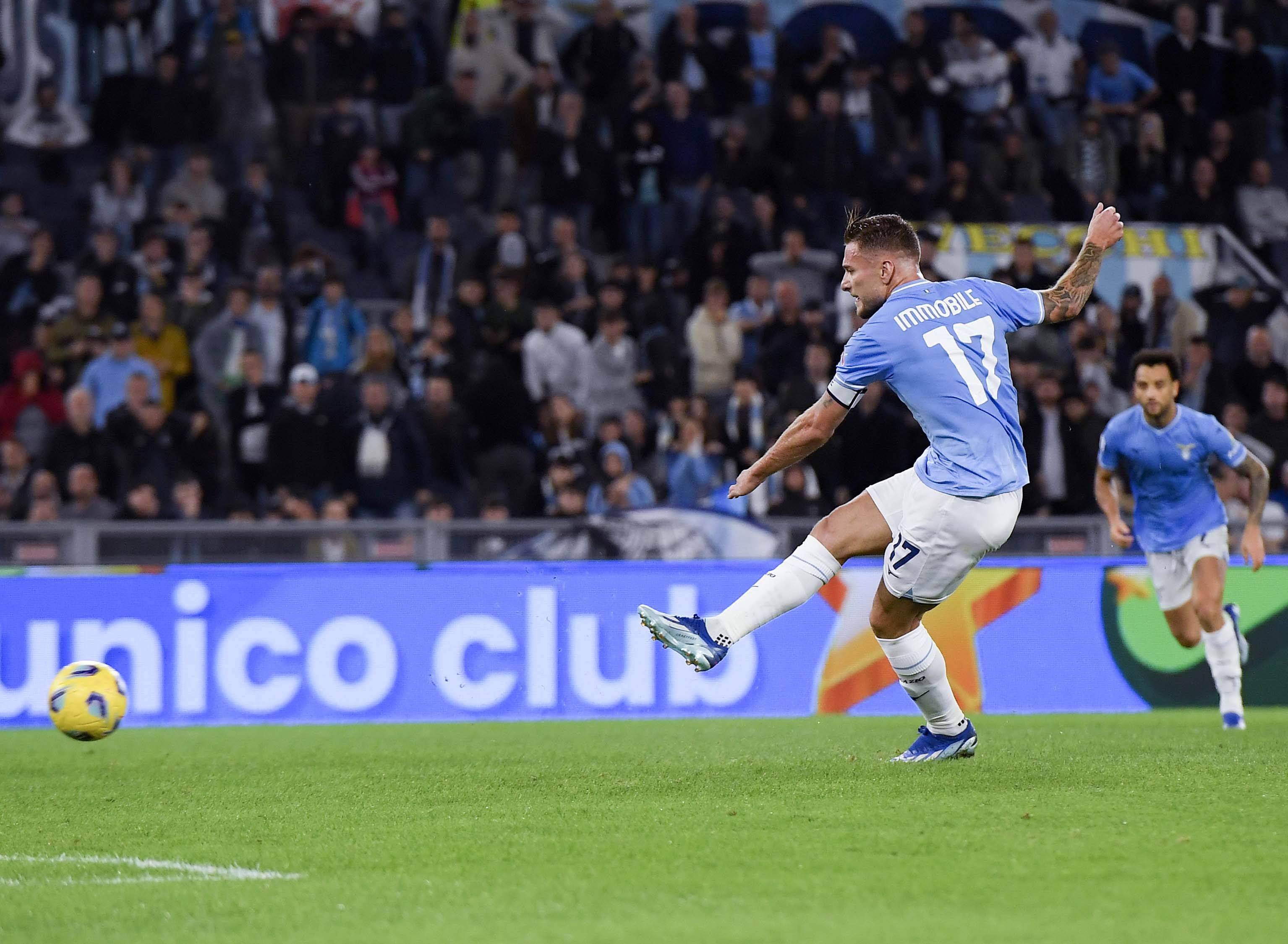 库乔：伊斯科是个非常积极的领袖；贝蒂斯的战术很重视边锋（库乔：伊斯科是位极具进取心的领袖，贝蒂斯战术强调边锋）