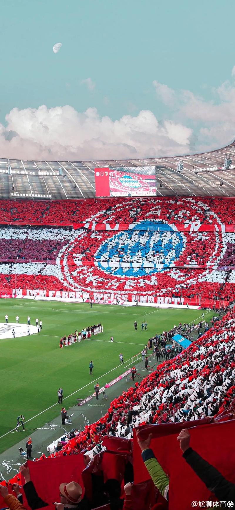 血性！韩国队球员挑衅拜合拉木，王博豪为队友出头撞倒挑事者（硬气！韩国队员挑衅拜合拉木，王博豪挺身而出撞倒挑衅者）