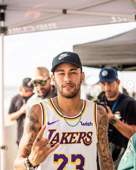 足球世界杯亚洲区预选赛关键比赛回顾（世预赛亚洲区焦点之战盘点）