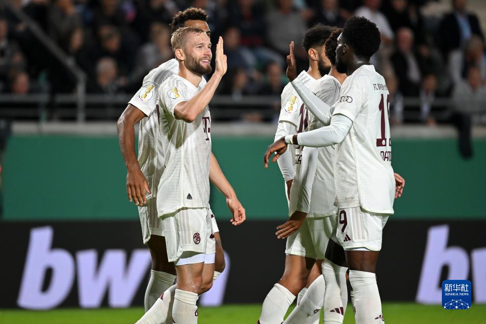 半场战报：科隆1-2法兰克福（半场：科隆1-2落后法兰克福）