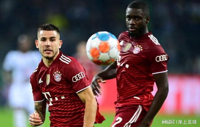 中超赛场争议判罚：VAR判罚引发讨论,（中超判罚风波：VAR介入引发热议）