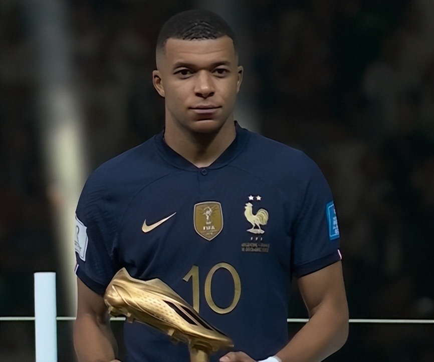 图片报：奥利塞接受了小型眼部手术，出战海登海姆存疑（德媒《图片报》：奥利塞进行眼部小手术，出战海登海姆成疑）