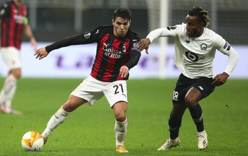 4000万欧潜力！曼联盯上18岁希腊中场，多豪门竞争转会成焦点？（估值4000万欧！曼联锁定18岁希腊中场，豪门混战成转会焦点？）