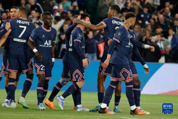 各位雷速老哥们下午好~最受欢迎的《体坛女神》栏目又在周四与大家准时见面啦！（雷速各位老哥下午好，人气栏目《体坛女神》周四如约与大家相见！）