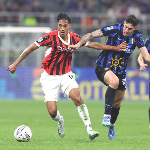 媒体人：23岁华裔中场瑞安-蒂格即将加盟上海海港（消息称23岁华裔中场瑞安·蒂格接近签约上海海港）