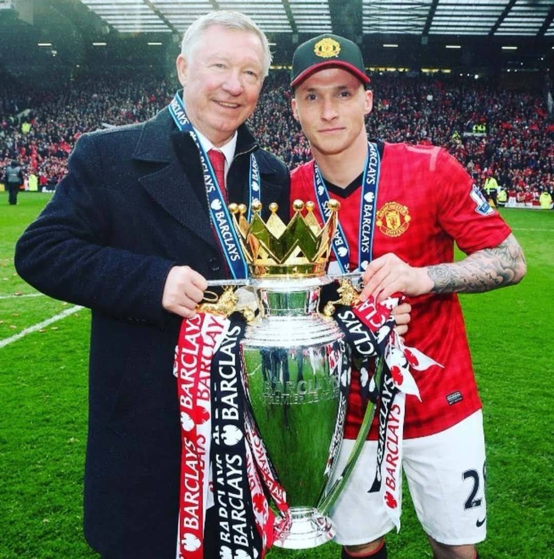 诺坎普是否以梅西球场命名？巴萨副主席：看球迷会员如何决定（诺坎普是否更名为“梅西球场”？巴萨副主席：由球迷会员定夺）