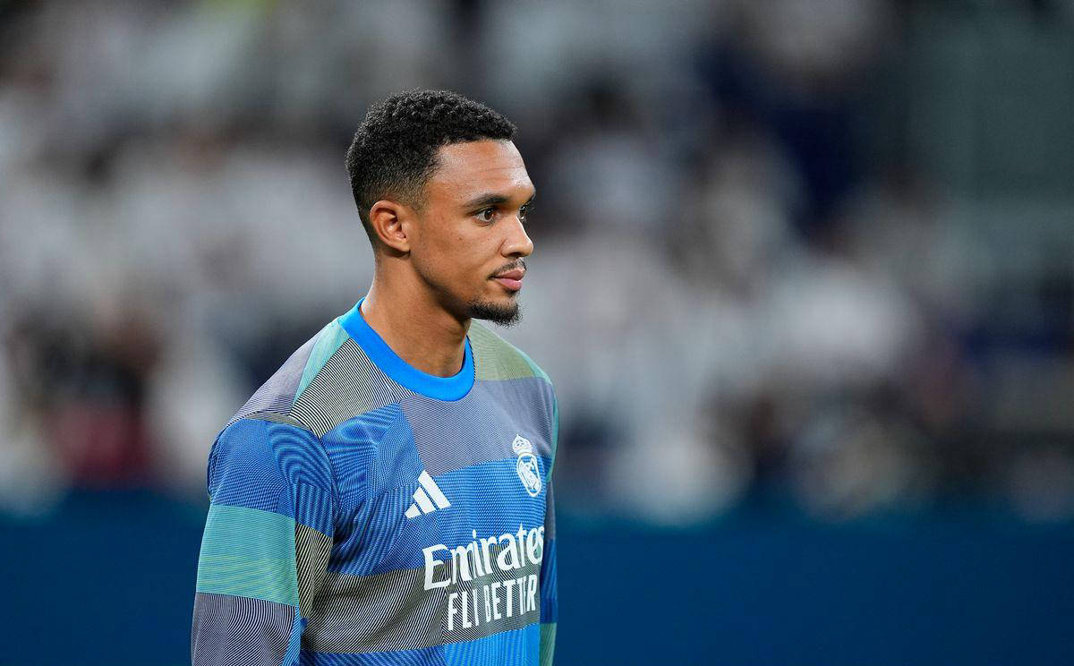 维斯塔潘：别太失望，我们以精彩的表现结束了赛季（维斯塔潘：别气馁，我们用精彩发挥收官赛季）